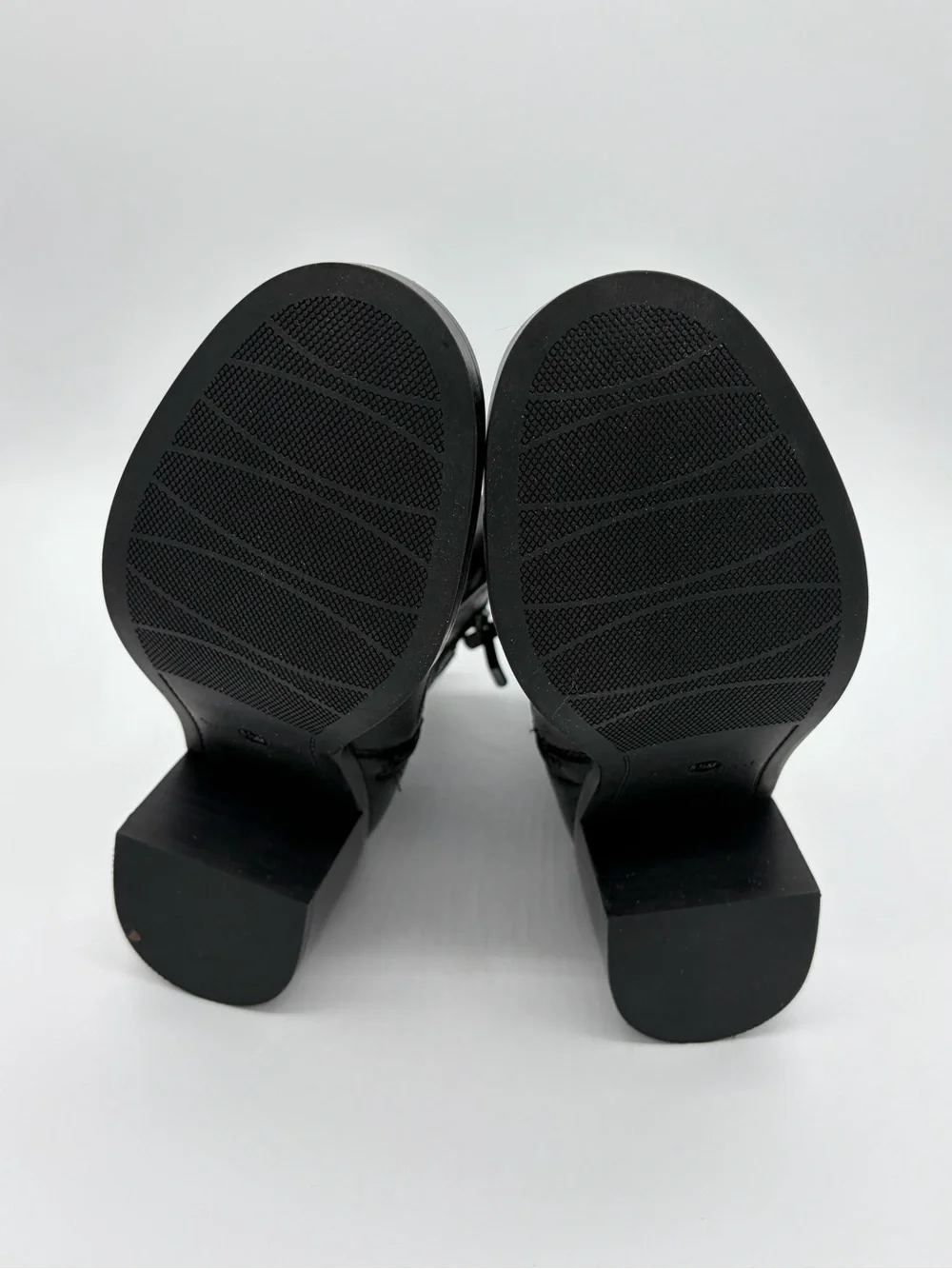 Easy Spirit Black Chelsea-Style Ankle Boots